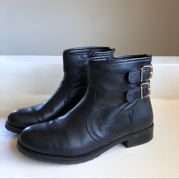 Italian Leather Chelsea Boots - Picture 2 of 8